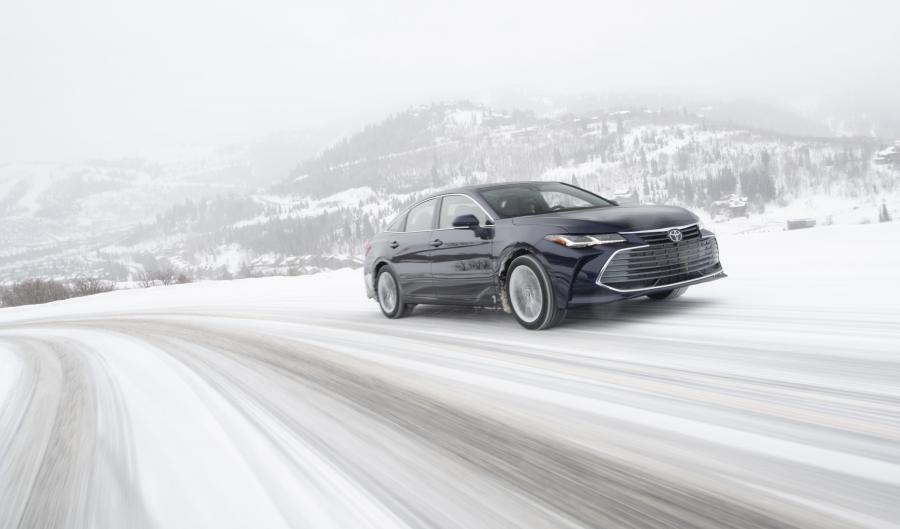  Toyota Avalon Limited AWD 2020 года  (фото 2 из 15)